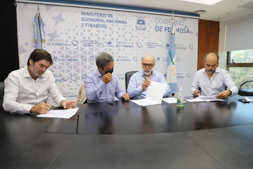 El Gobierno Provincial y Banco Formosa suscribieron a una adenda para alentar al consumo en el marco del programa Soberanía Alimentaria 