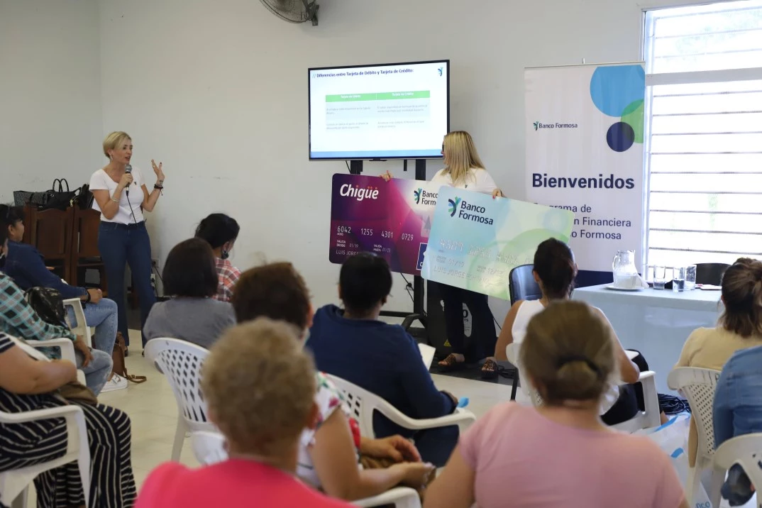 Mi Banco Fácil el programa de educación financiera de Banco Formosa realizó capacitación en el marco del convenio de cooperación del Programa Acompañar